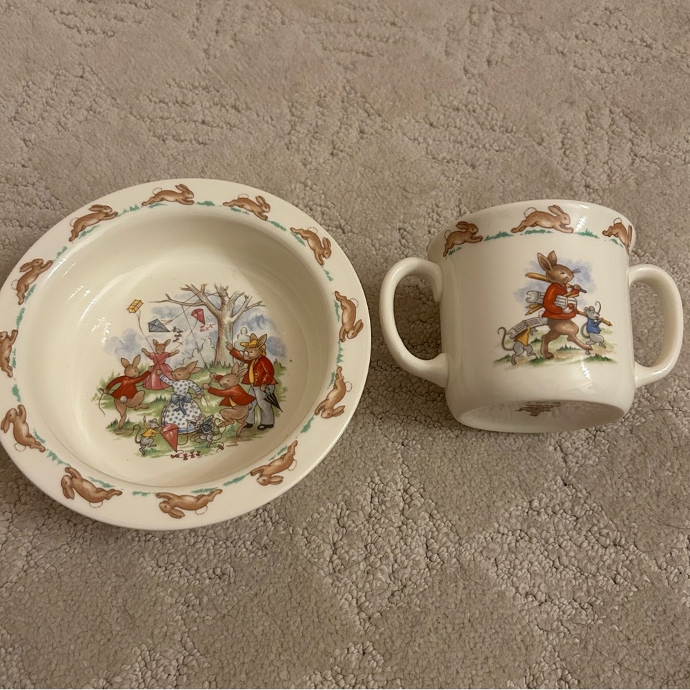Royal Doulton Bunnykins 2 Piece Set - Picture 3 of 11
